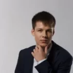Олег Соловьев